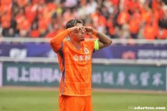泰山队中超首胜亮点多 克雷桑仍是唯一真核