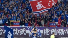 武汉三镇备战主场首秀 马丁斯率队磨合锋线