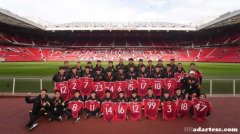 U15国少选拔队赴英训练营，促进中国足球未来发展。