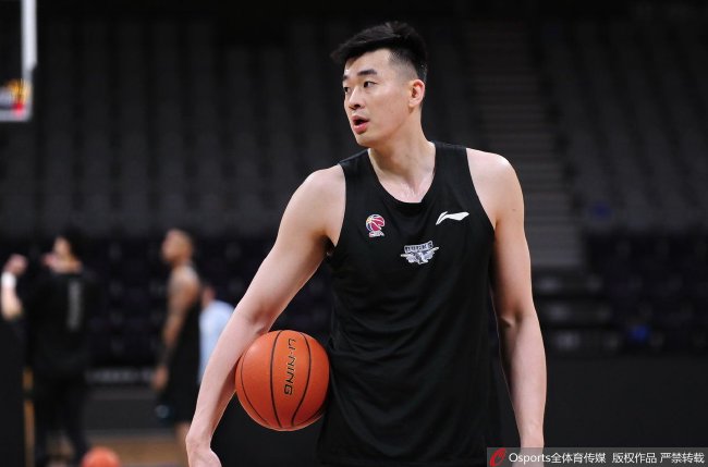 媒体人：首钢这些年引援钱没少花 成功的不多