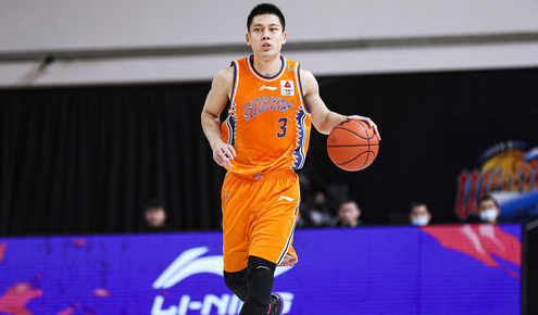 媒体人：袁堂文大概率下赛季重返上海男篮