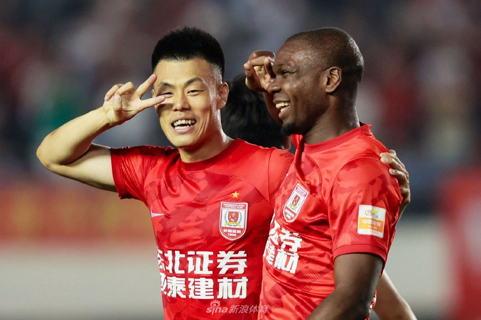 [中超]长春亚泰3-1河南队