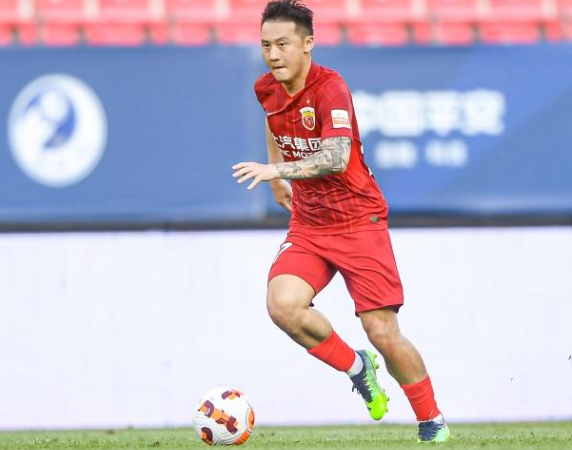 媒体人：海港边锋冯劲将租借加盟青岛海牛