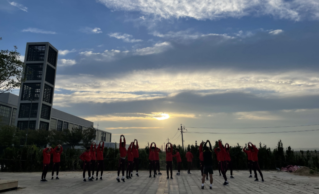 U15国少夺冠的台前幕后：信念始于每天六点半