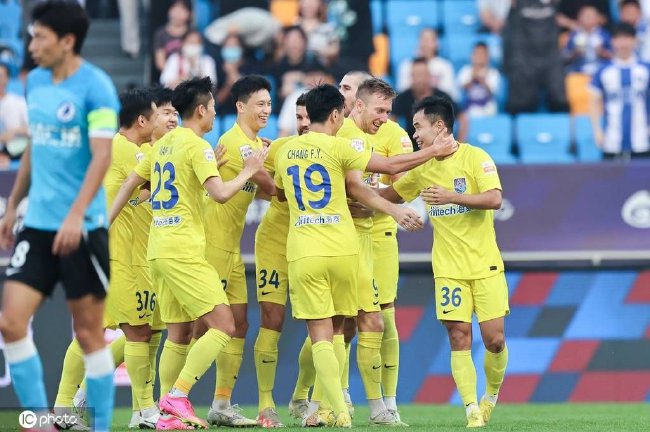 中超-郭皓破门劳列斯染红 天津津门虎1-0大连人