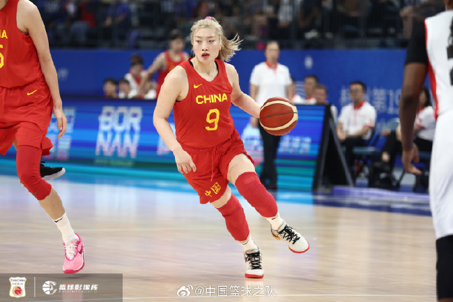 李梦：希望更多人来关注女篮运动和女子运动