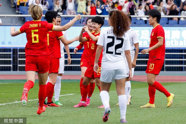 亚运女足-陈巧珠两球 中国女足7-0乌兹别克获铜牌