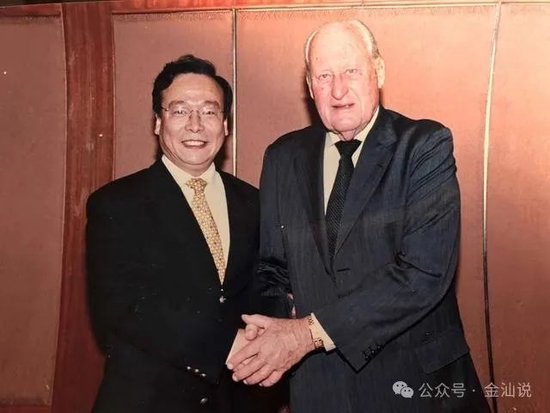 石雪清解剖横跨教育、足球两大领域的大贪官王登峰