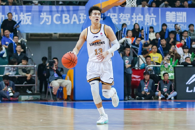 郭艾伦透露：辽宁曾提C类合同，我答应了