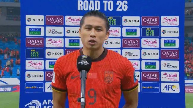 张玉宁：球队全员奋勇争先，团结拼搏取胜