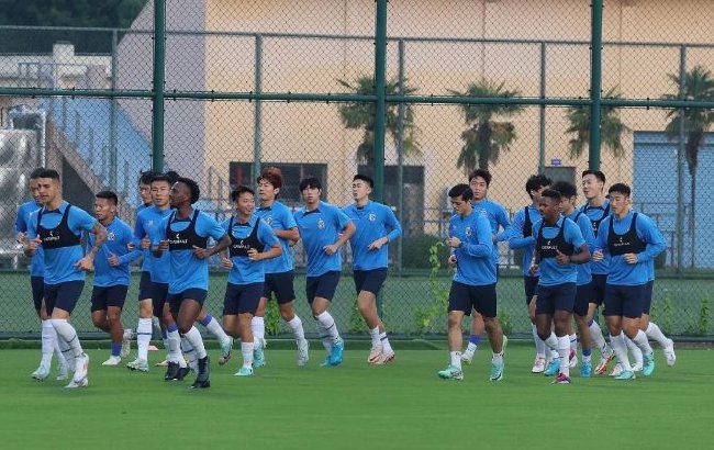 申花众将受伤情况明显好转 马纳法、特谢拉参加合练