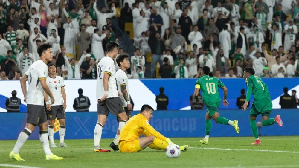 国足面对残酷现实：敢不敢赢强队，才是关键！