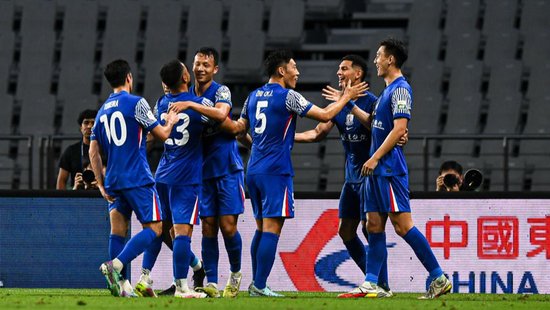 申花半程冠军无缘，争冠形势更加激烈