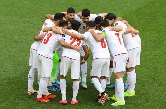 伊朗世界杯参赛悬念未解：政治博弈下的绿茵梦想